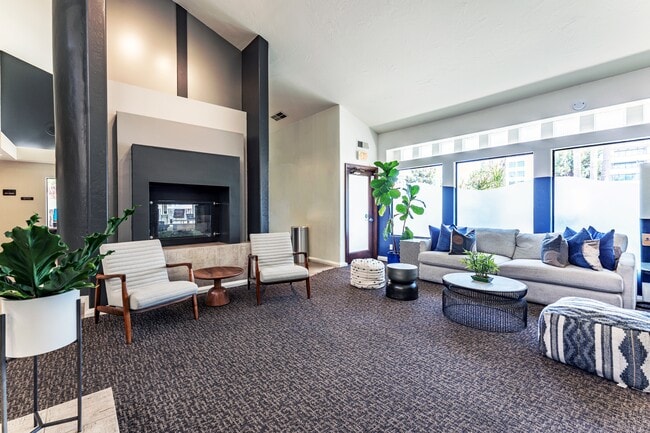 Building Photo - Veranda La Jolla