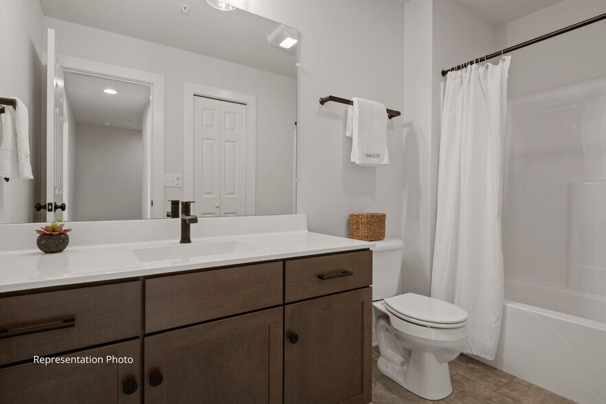 Building Photo - 151 Beech Tree Ct