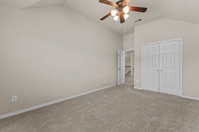 Building Photo - 20698 Oakhurst Meadows Dr
