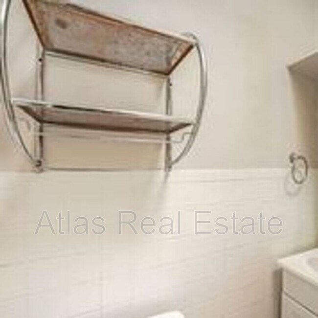 Building Photo - 3057 W 38th Ave