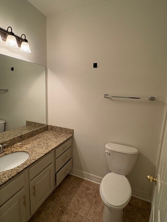 Building Photo - 3062 Eaglecrest Cir
