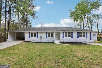 Building Photo - 261 Palms Ln SW