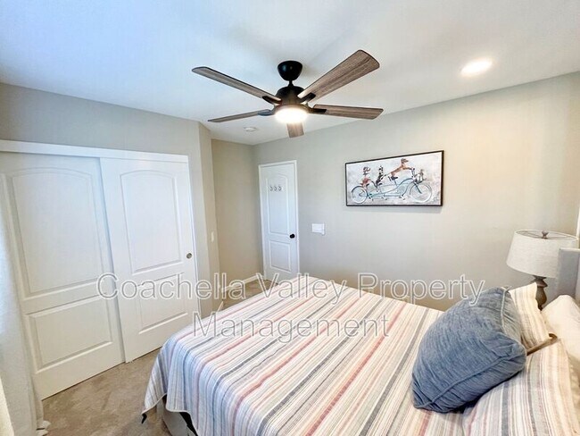 Building Photo - 84131 Azzura Way