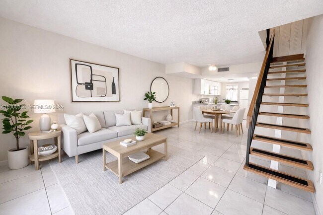 Building Photo - 5575 W 26th Ct