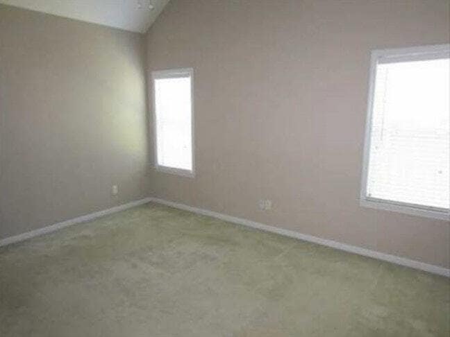 Building Photo - 1220 Misty Isle Dr