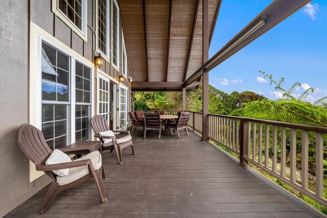 Building Photo - 76-886 Hualalai St