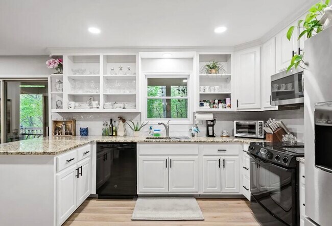 Building Photo - 973 Quail Cove Dr