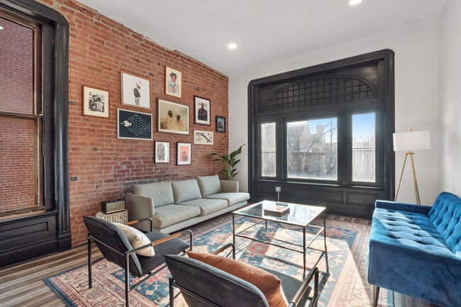 Building Photo - 4315 Delmar Blvd