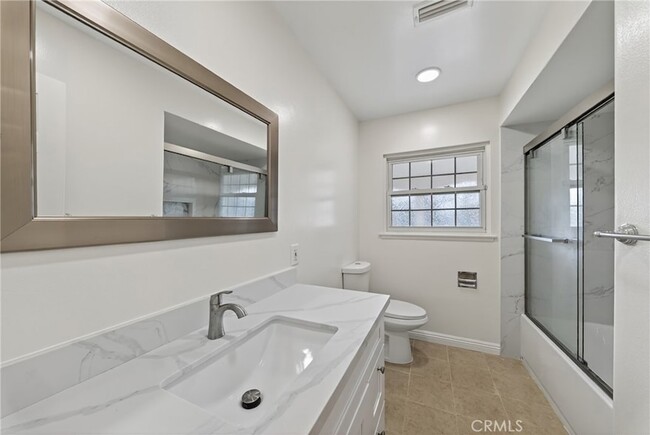 Building Photo - 4201 Franklin Ave