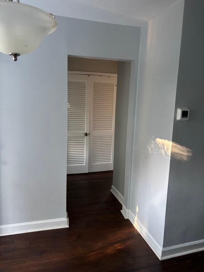 Building Photo - 2876 S Abingdon St