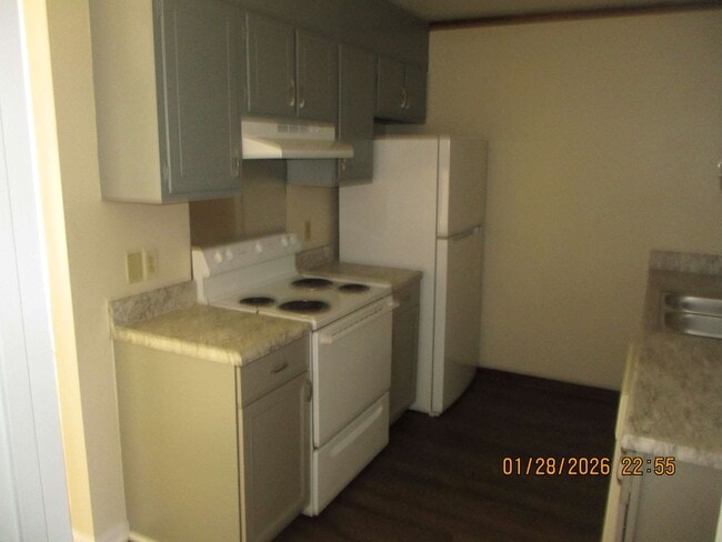 Building Photo - 2024 Oglethorpe Ave