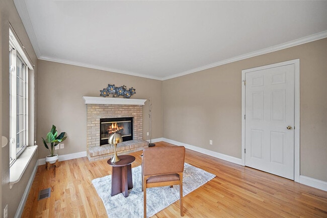 Building Photo - 1169 Beacon Hill Way