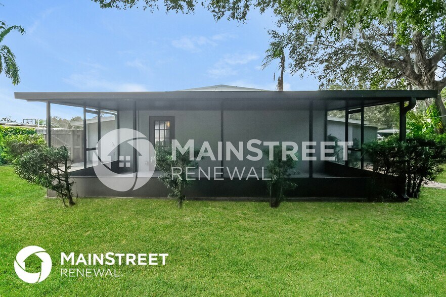 Building Photo - 3521 Schwalbe Dr