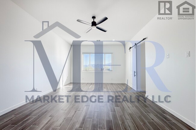 Building Photo - 3Bed/2.5Bath Home in Rio Verde/4 Car Garage! Ready for Immediate Move-In!