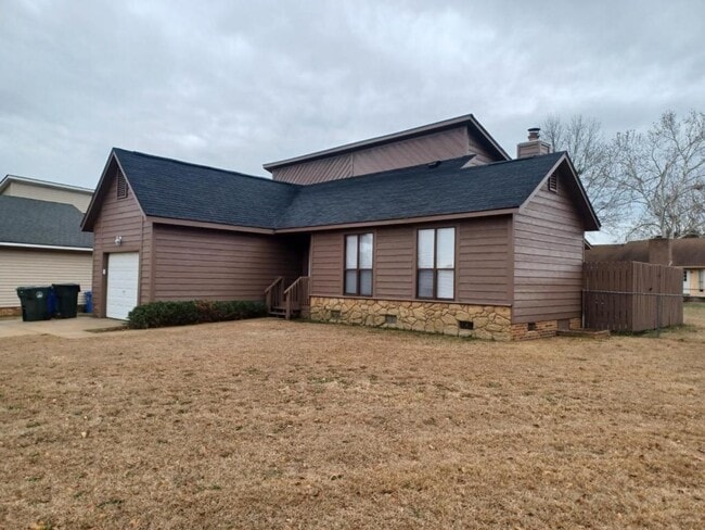 Building Photo - 7129 San Juan Dr