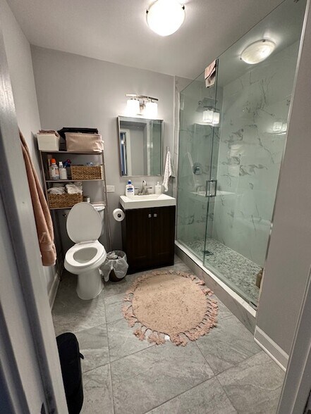 Building Photo - 1360 N Sandburg Ter