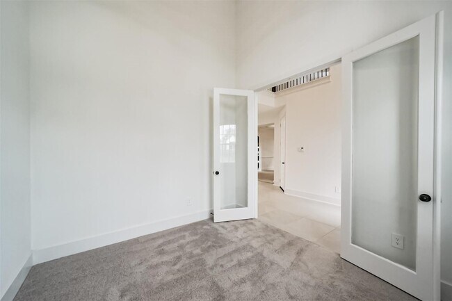 Building Photo - 17794 Misty Brk Ln