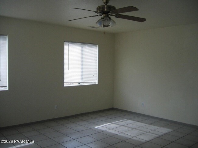 Primary Photo - 7174 E Dodge Cir