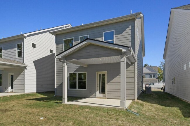 Building Photo - 222 Emmett Dr