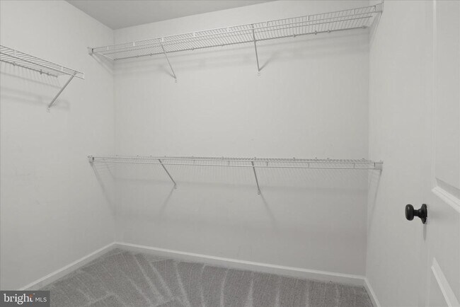 Building Photo - 42824 Edgegrove Heights Terrace