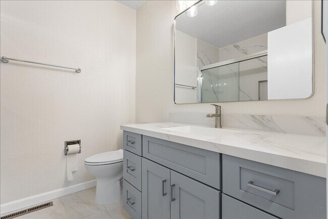Building Photo - 1007 Tahiti Ln