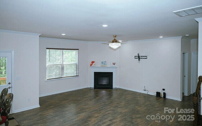 Building Photo - 228 Keating Pl Dr