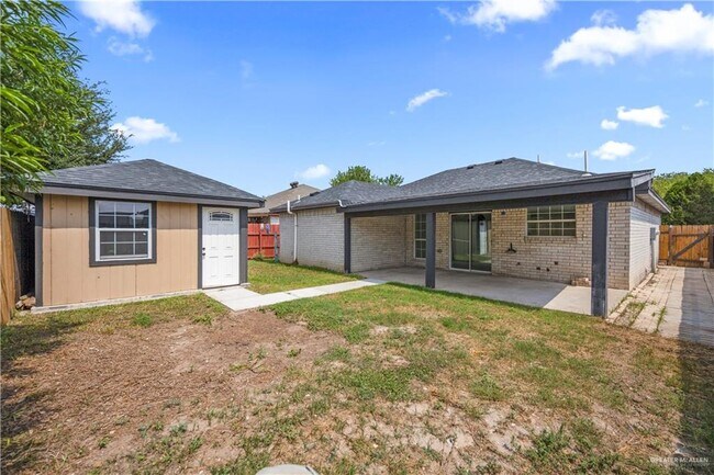 Building Photo - 4601 Thunderbird Ave
