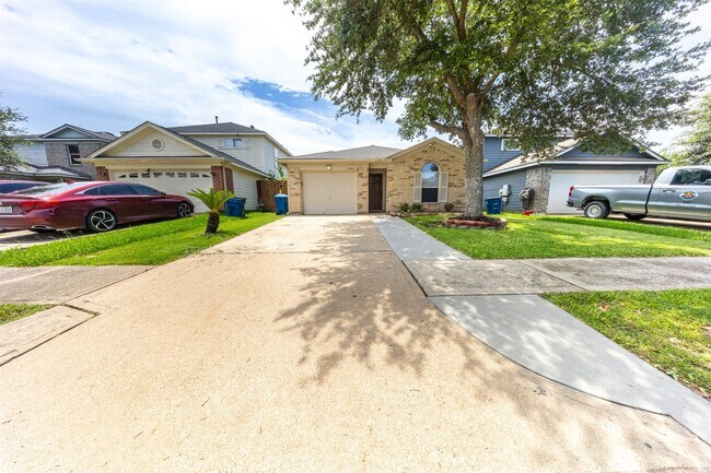 Building Photo - 15406 Apple Bloom Way
