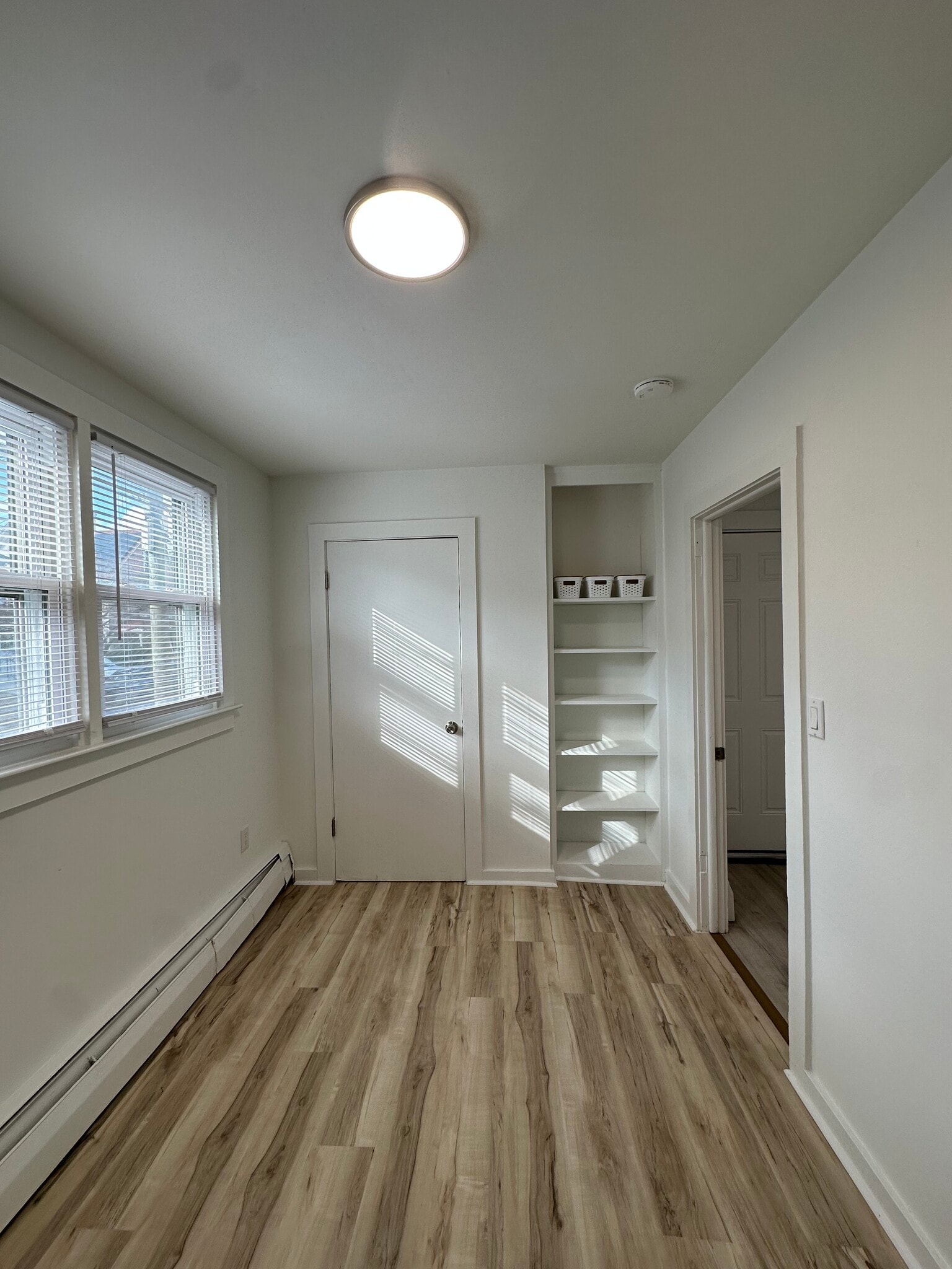 Building Photo - 176 Pearl St