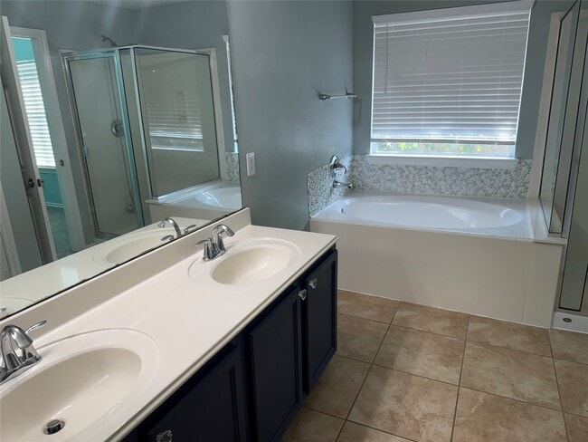 Building Photo - 319 Brandy Ridge Ln