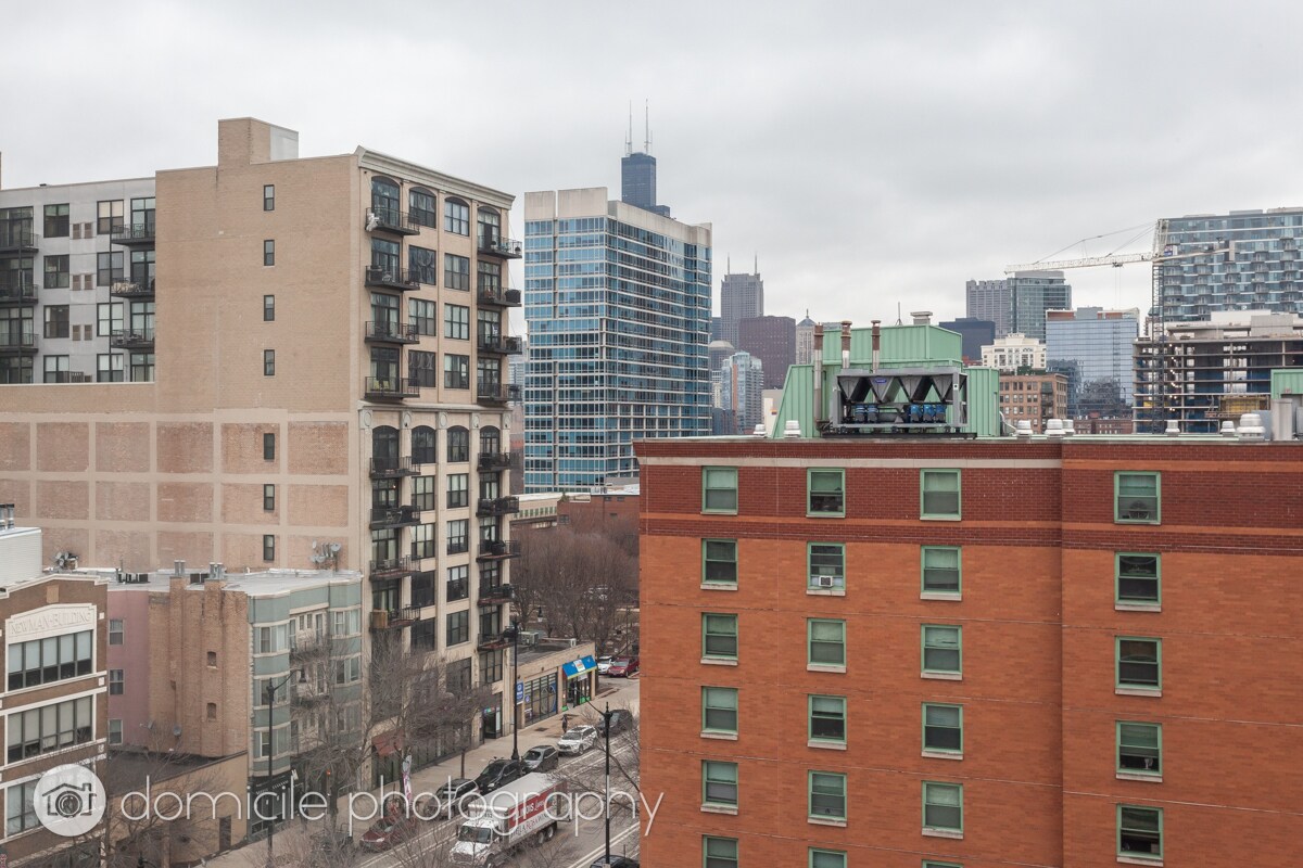 Building Photo - 50 E 16th St