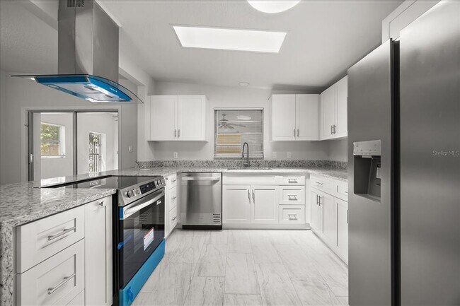 Building Photo - 1849 Viburnum Ln