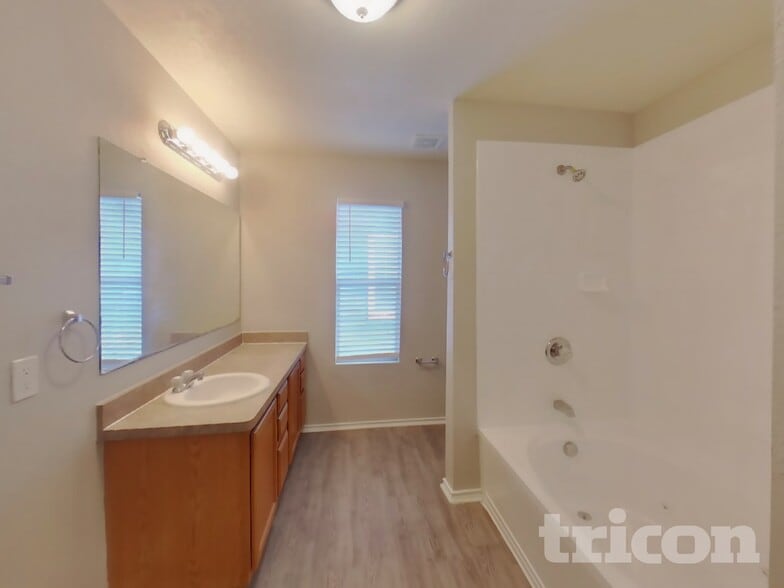 Building Photo - 4518 Safe Hbr