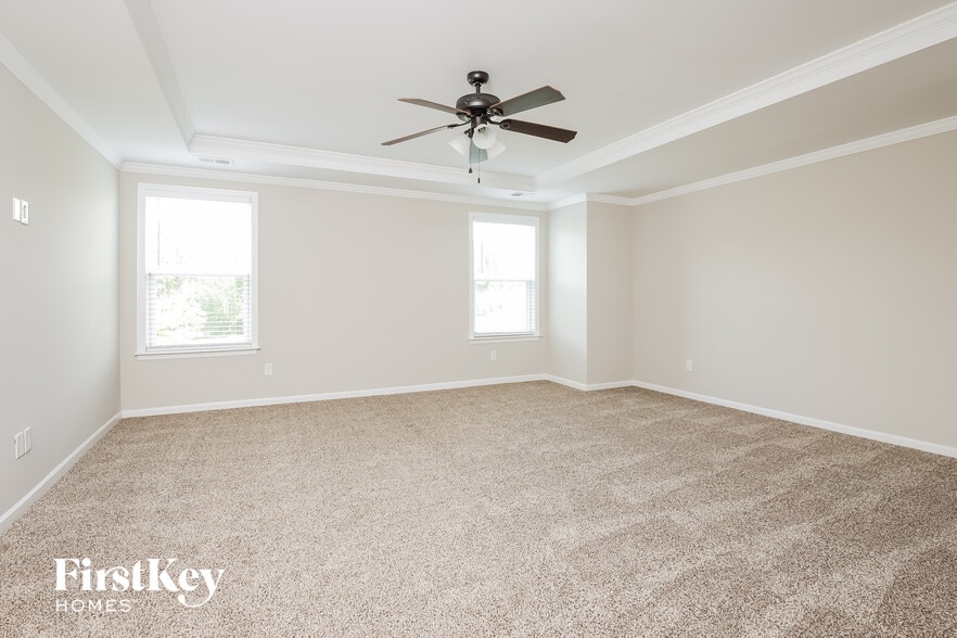 Building Photo - 298 Decatur Dr