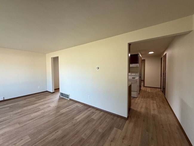 Building Photo - 1289-1291 Meadow Ln