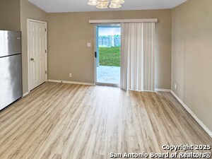 Building Photo - 312 Hummingbird Dr