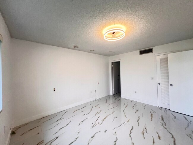 Building Photo - 4793 Esedra Ct