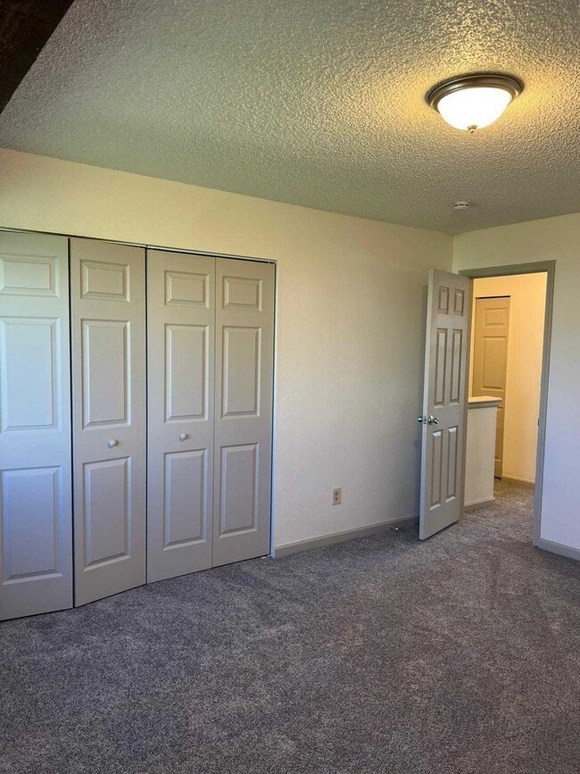 Building Photo - 3181 Vail Pass Dr