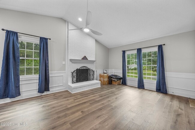 Building Photo - 429 Crow's Nest Ln