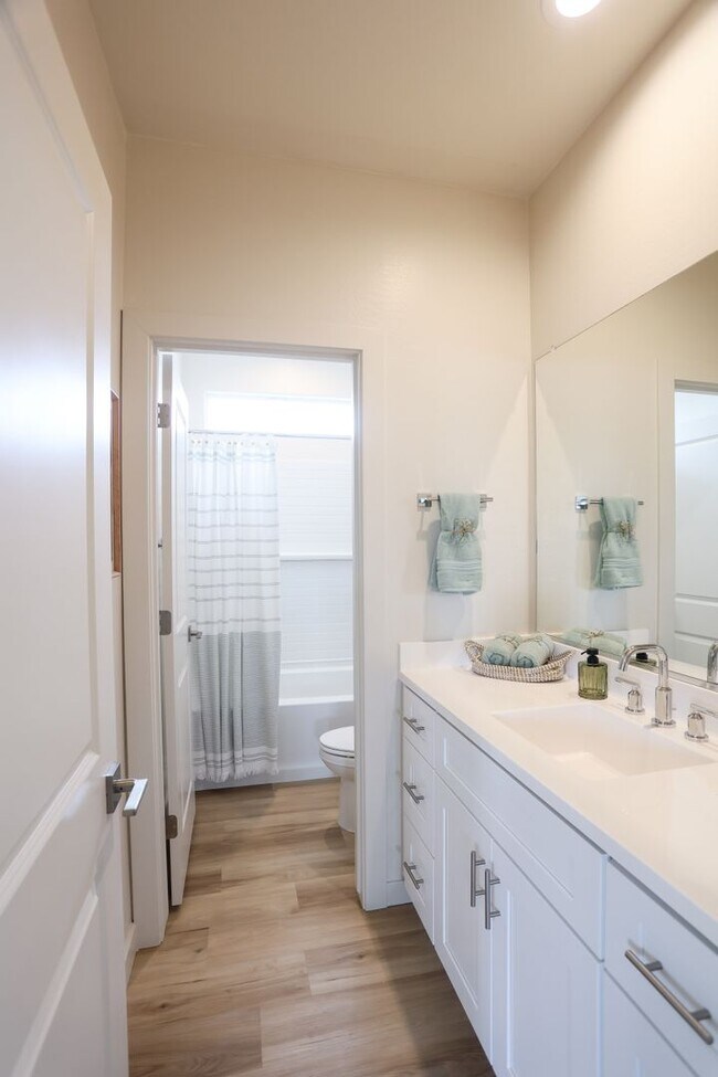 Building Photo - Gated Community, Pet Friendly, Upgraded Lifestyle - Now Available
