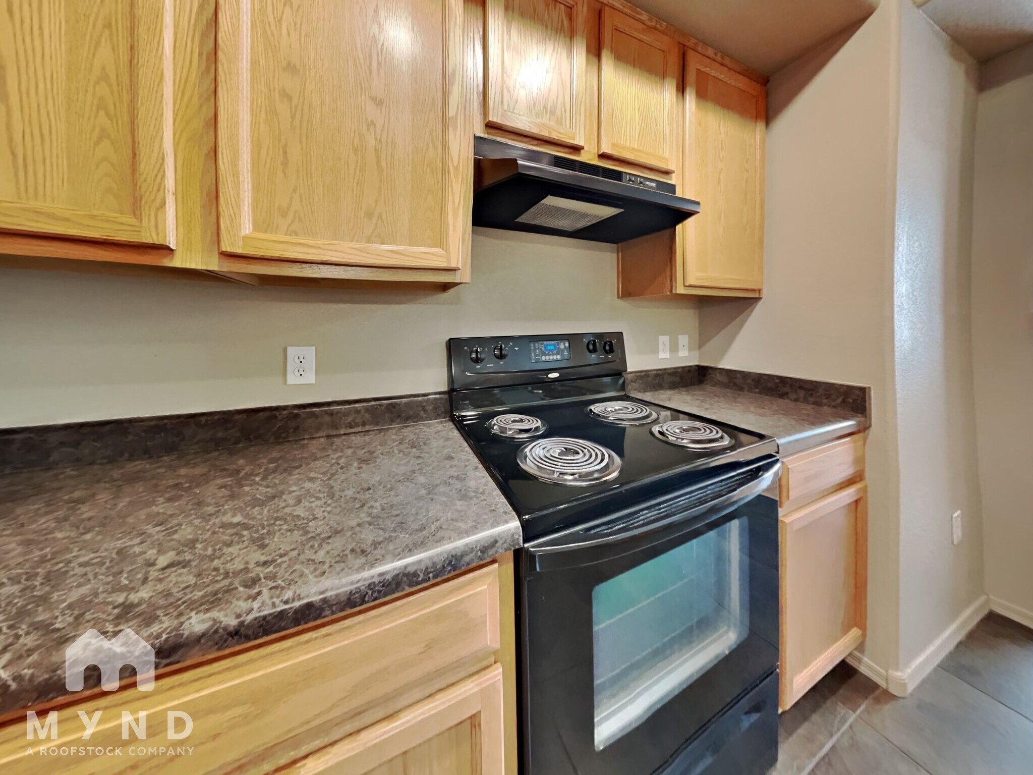 Building Photo - 280 S Evergreen Rd