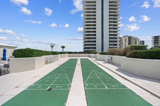Building Photo - 5550 N Ocean Dr