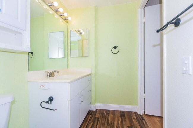 Building Photo - Suncrest in Ewa Gentry: 1-bed, 1-bath, 2-parking - PET Friendly !