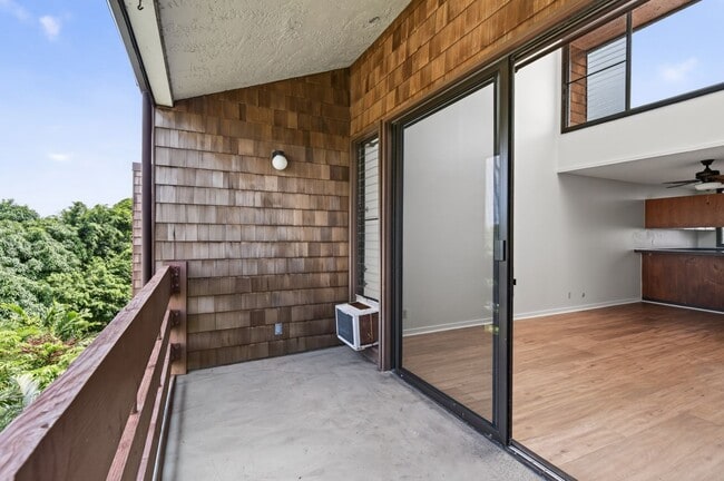 Building Photo - 1015 Aoloa Pl