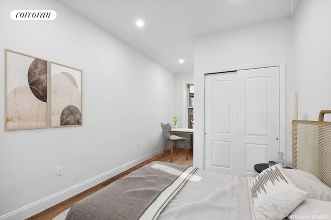 Building Photo - 11 Carmine St