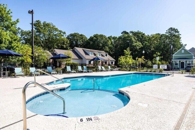 Building Photo - 505 Silver Gaff Ct