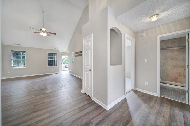 Building Photo - Lovely 3 Bed 2 Bath Home in Indian Trail o...