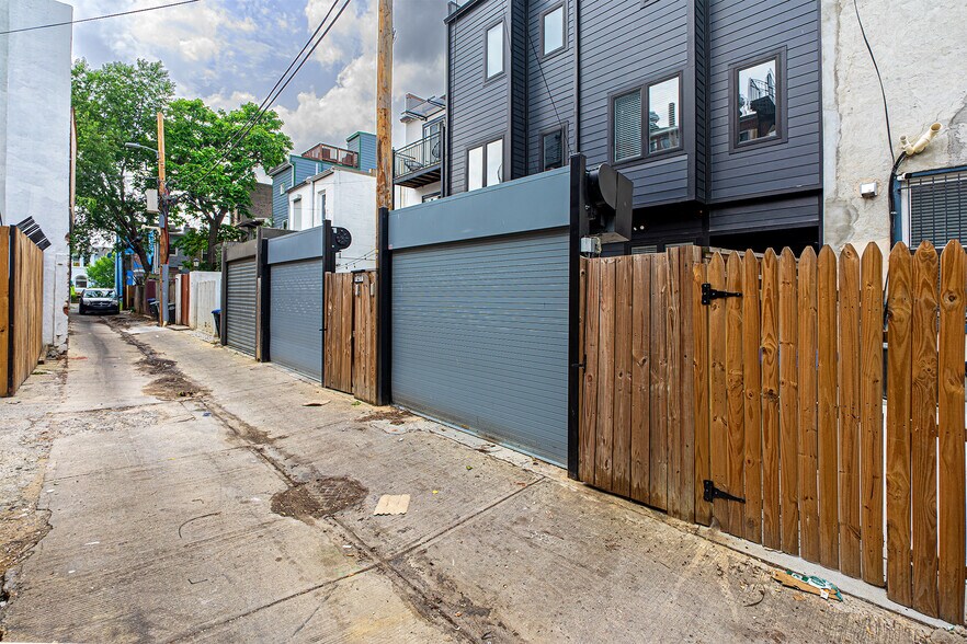 Building Photo - 1219 Wylie St NE