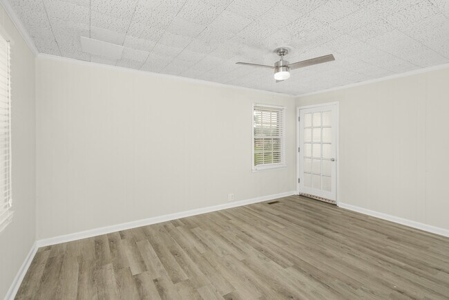 Building Photo - 11335 Chicamauga Trail SE