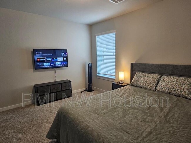 Building Photo - 5639 Silverleaf Oak Ln